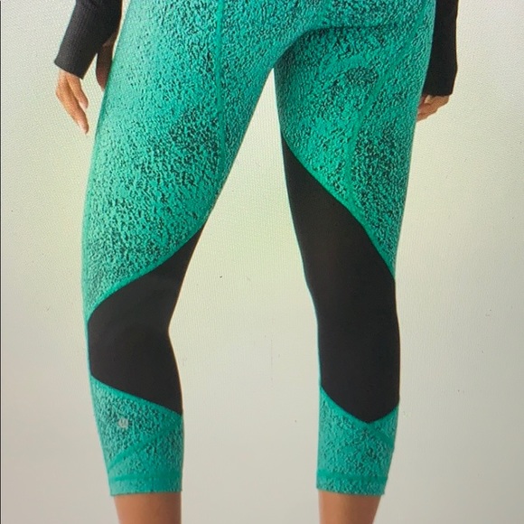 🔸 Lululemon pace rival crop Bali breeze jacquard - Picture 11 of 12